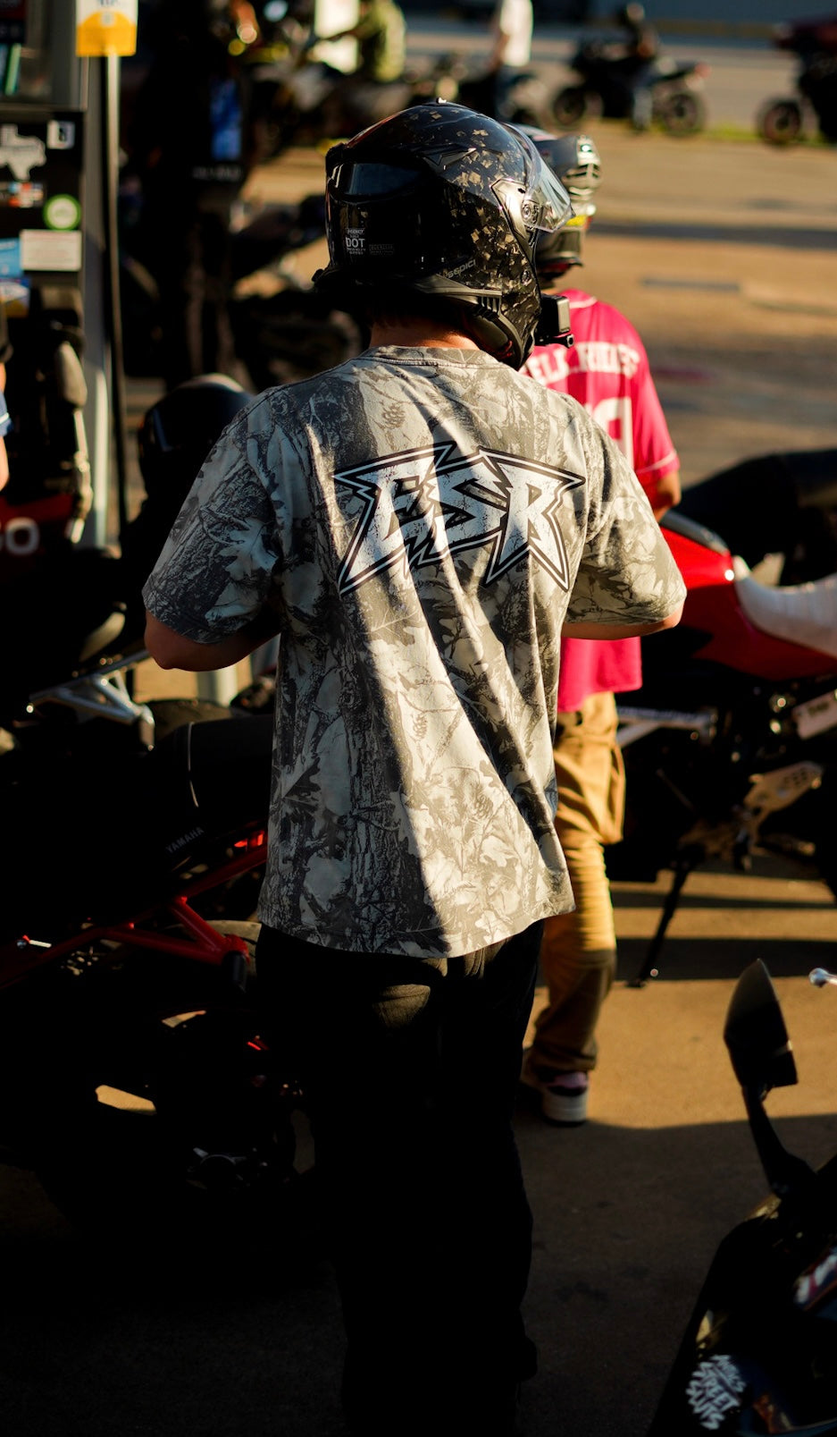 ESR T-Shirts
